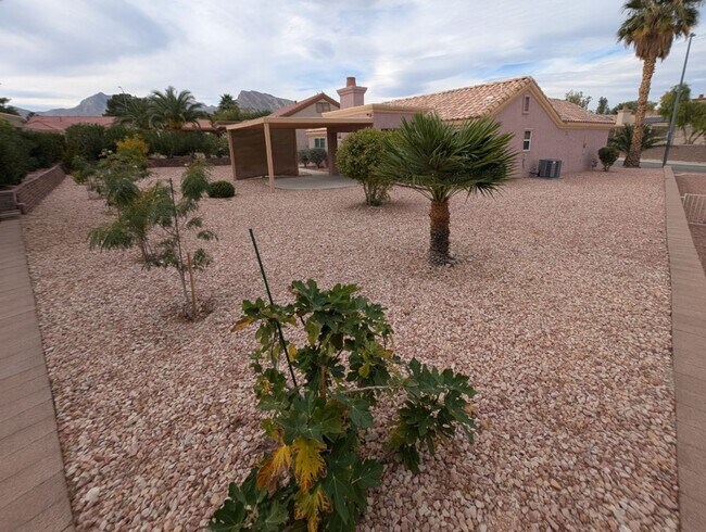 Building Photo - 9729 Buckhorn Dr