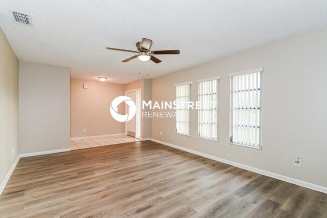 Building Photo - 3 Bedroom Pet-Friendly Home in Cape Coral, FL with Main Street Renewal