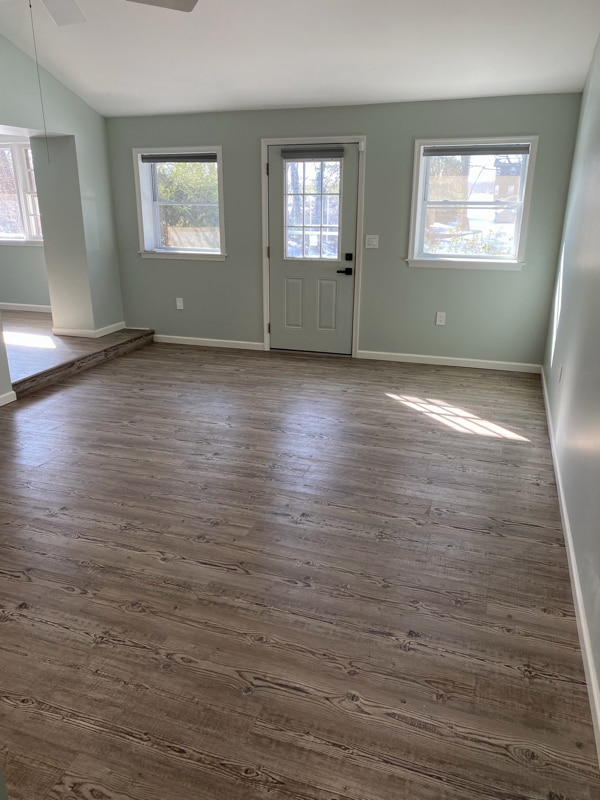 Building Photo - 60 Elk Ln