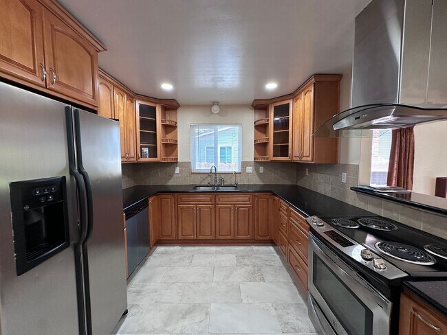 Building Photo - Stunning 3/2 Cambrian / Los Gatos border, ...