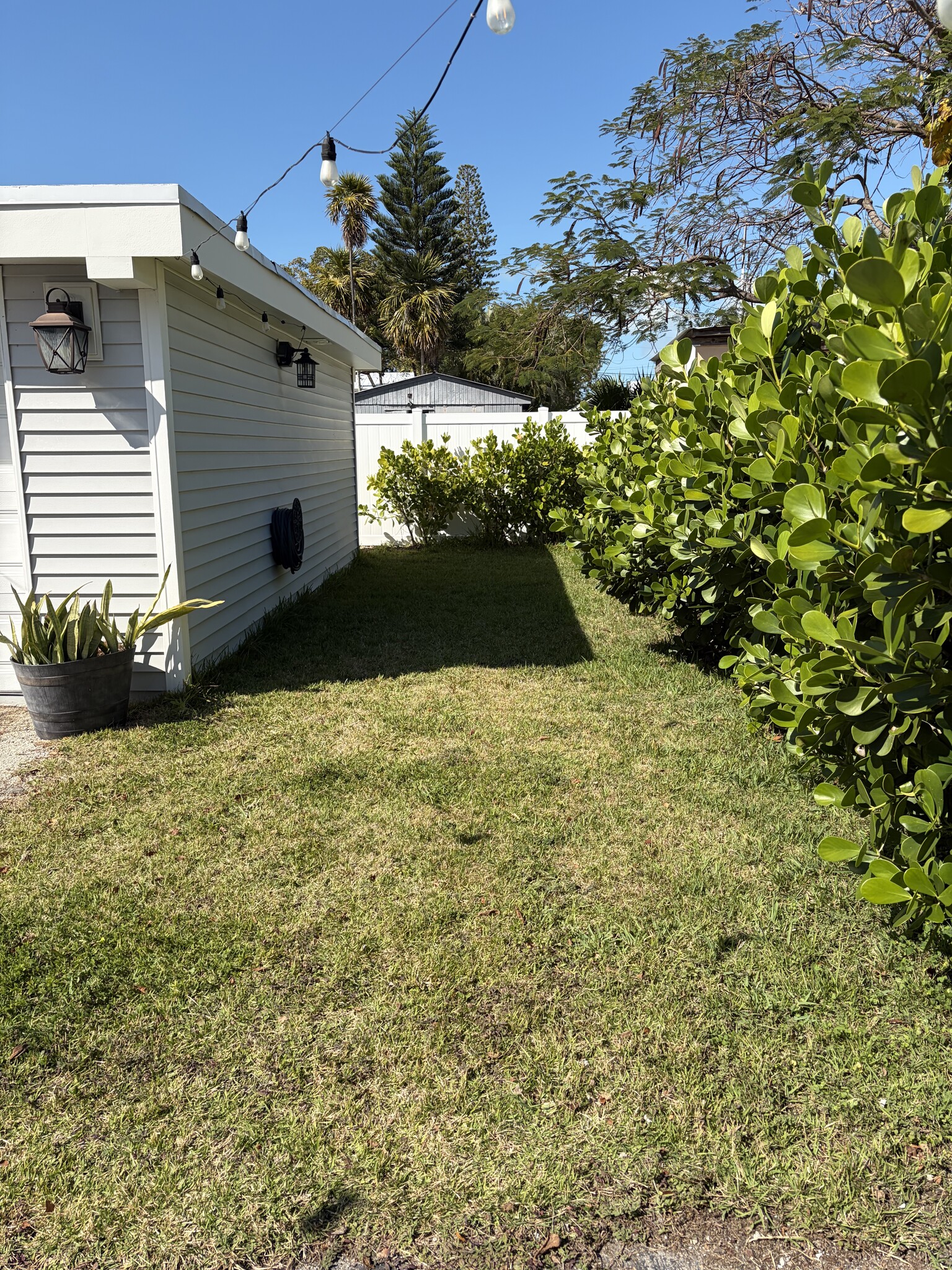 Backyard enclosed with vinyl fence - 508 28th Street Ocean
