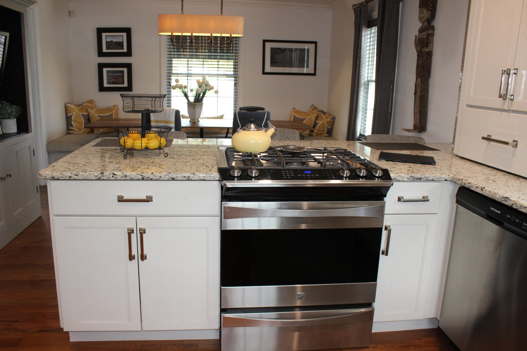 KItchen - 9144 River Rd