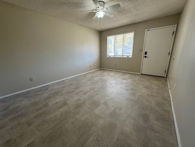 Building Photo - HOT PROPERTY ALERT! Your Dream Starter 3 B...