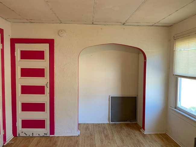 Building Photo - 1784 PA-940
