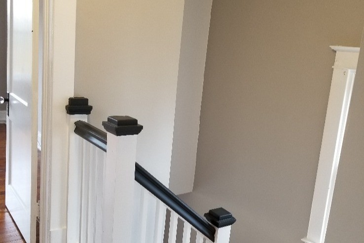 Steps - 2901 Chesley Ave
