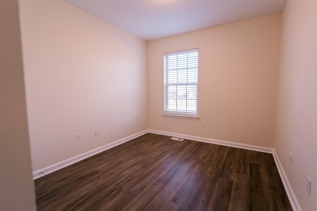 Building Photo - 3851 Dylan Pl