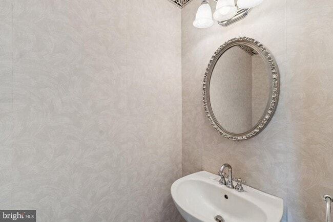 Building Photo - 1185 Cypress Tree Pl