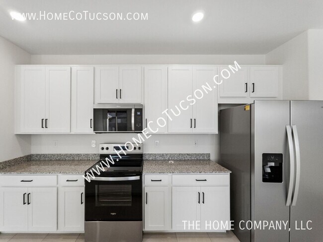 Building Photo - 12580 N Cabin Wy