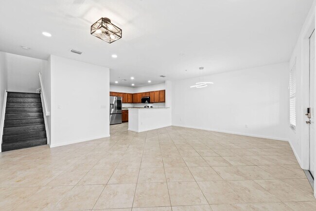 Building Photo - 4750 Monarch Way