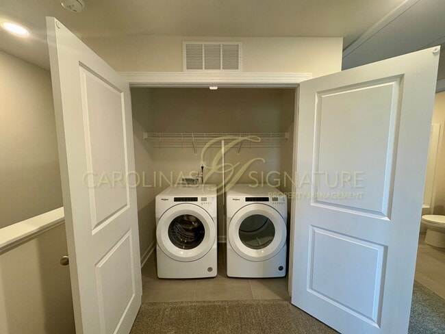 Building Photo - Beautiful New Construction Townhome in Union County