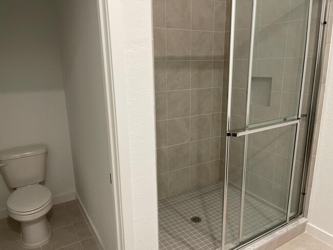 Building Photo - 8542 Via Mar Rosso