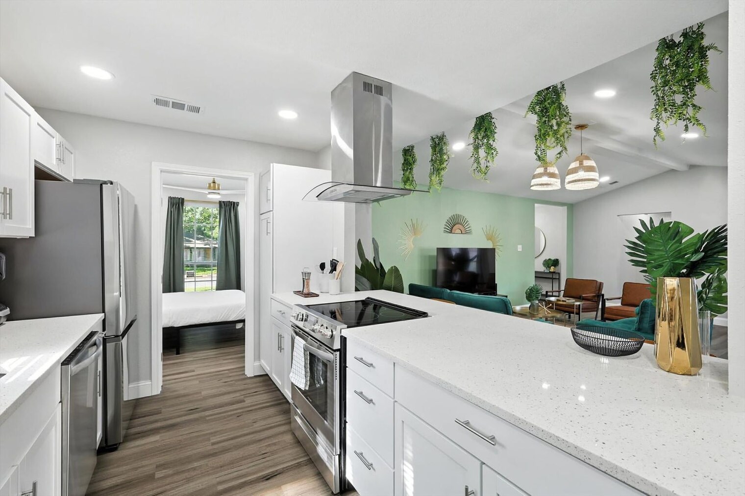 Building Photo - 1231 Springbrook Cir