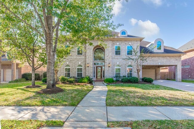 Building Photo - 22823 Roberts Run Ln