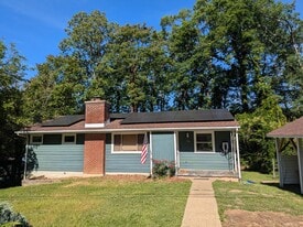 Building Photo - 125 W Park Dr