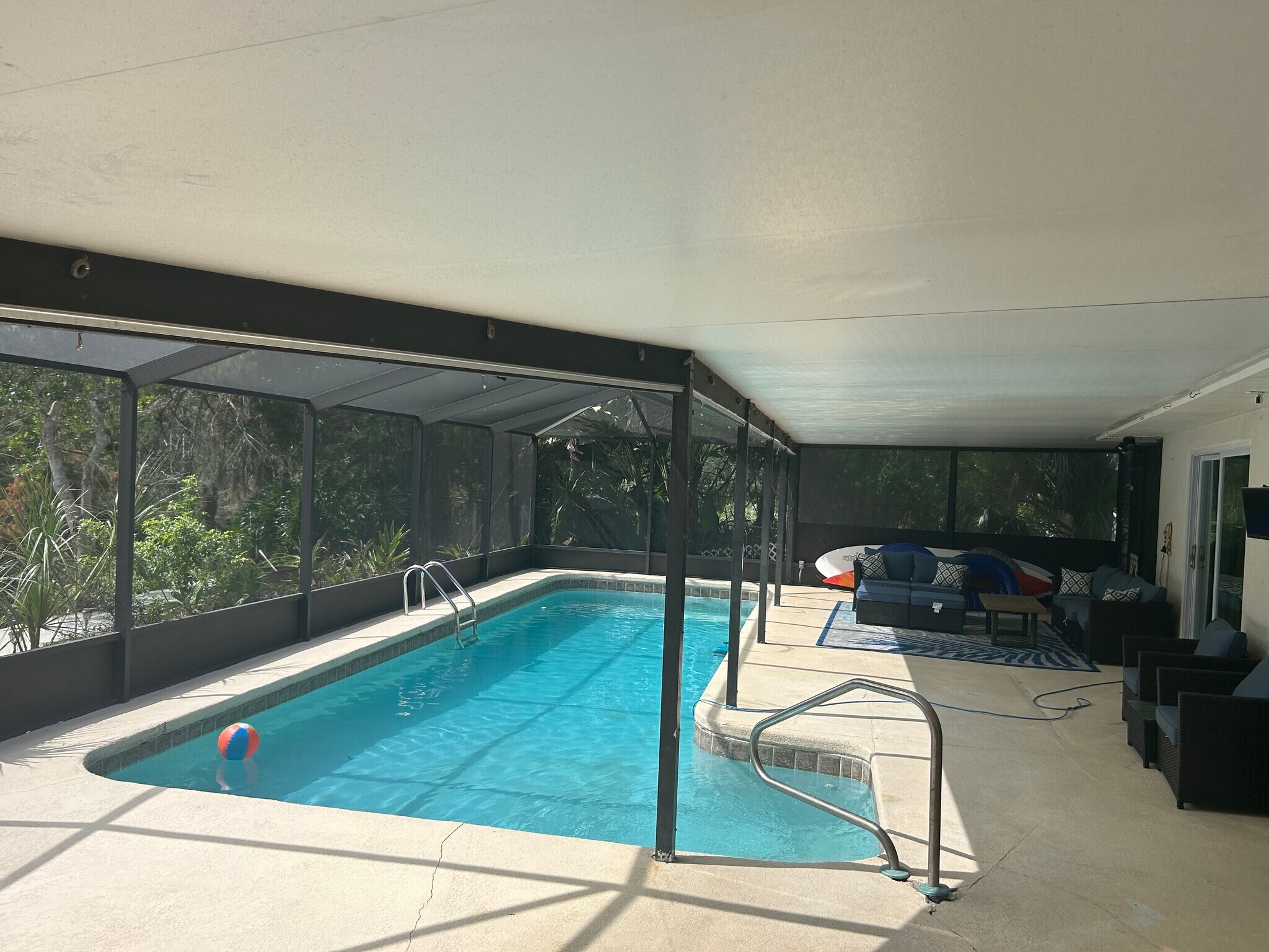 Heated pool with screen enclosure - 11936 W Waterway Dr