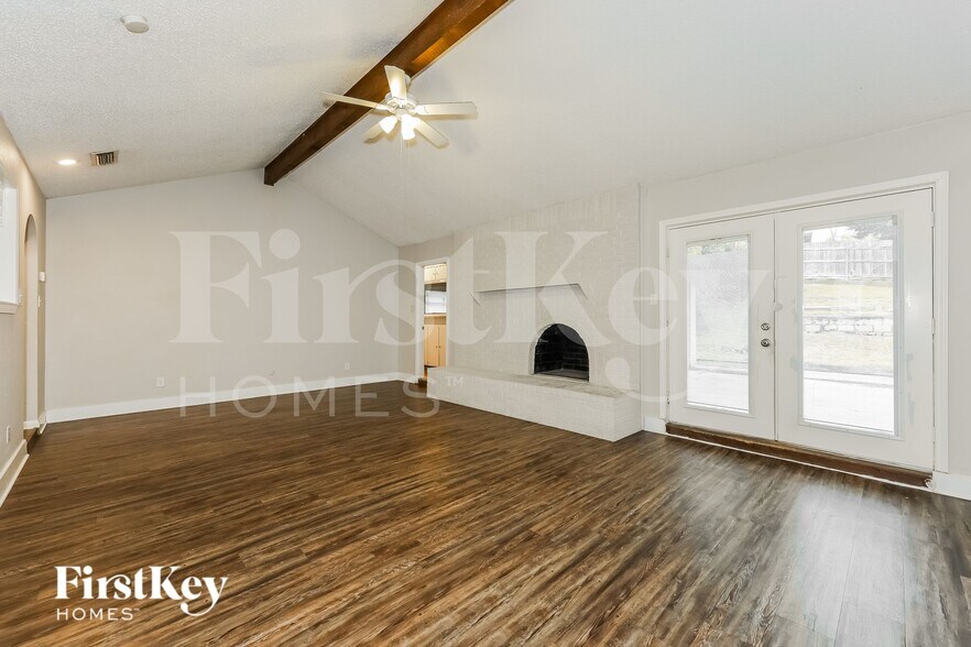 Building Photo - 3417 Willowcrest Dr