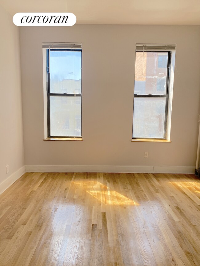 Building Photo - 843 Knickerbocker Ave