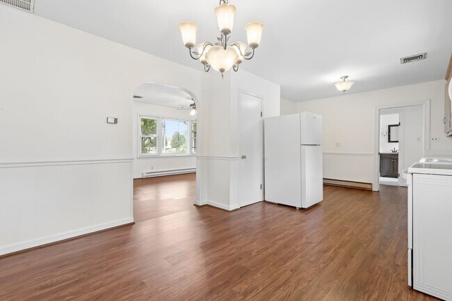 Building Photo - 3605 Weiss Ln