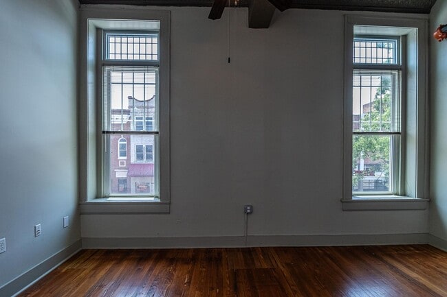 Building Photo - Nash Street Lofts Unit F
