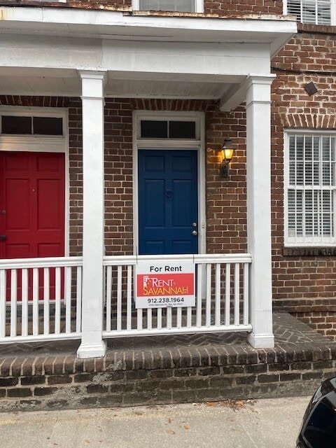 Building Photo - 415 Price St