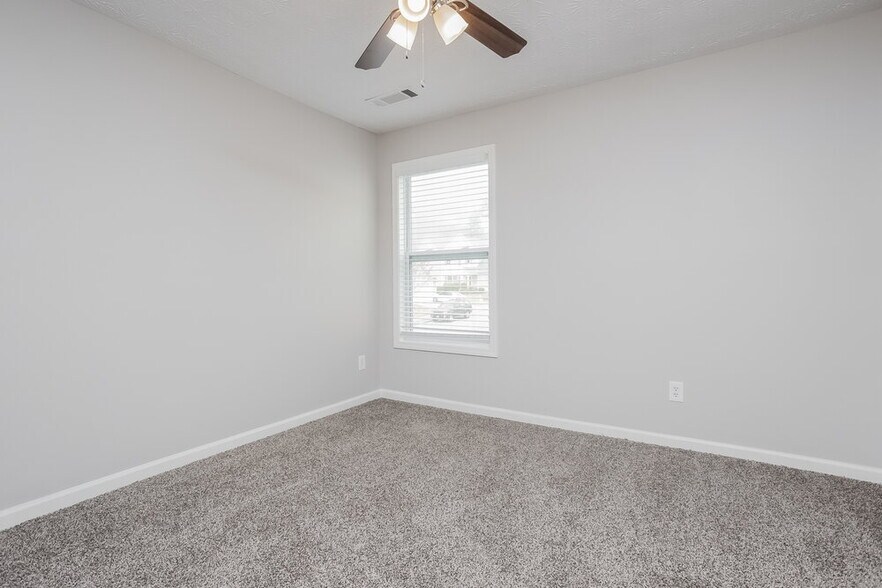 Building Photo - 231 Winterbury Dr