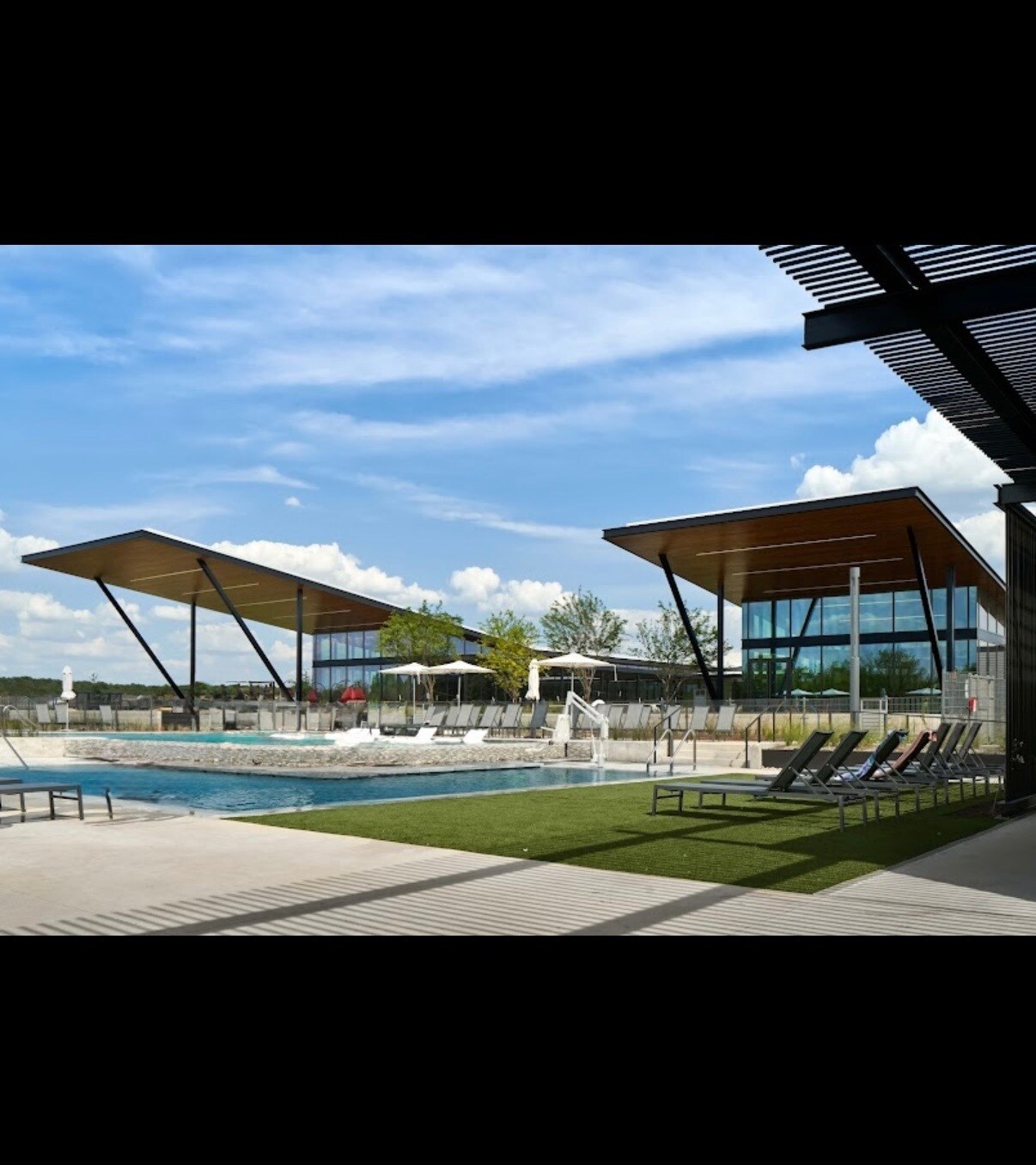 Building Photo - 8306 Mandela Bnd
