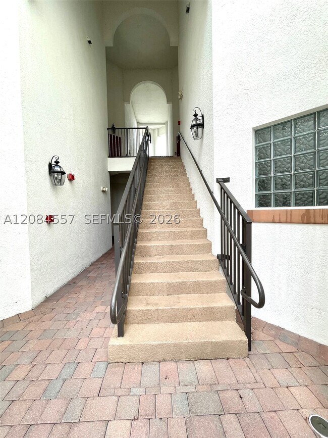 Building Photo - 10600 NW 88th St