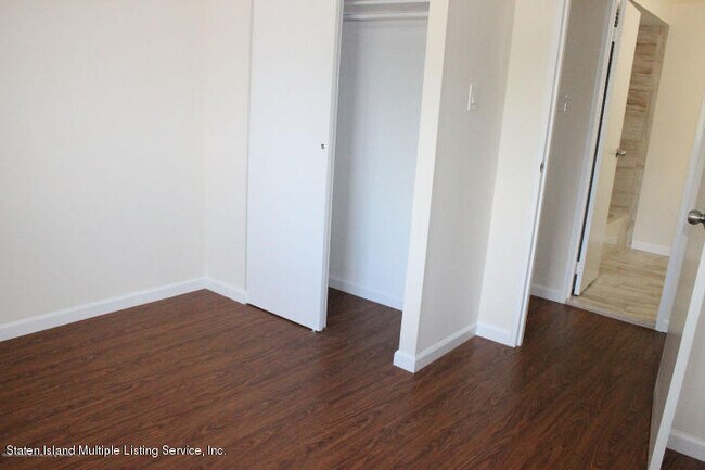 Building Photo - 460 Windham Loop
