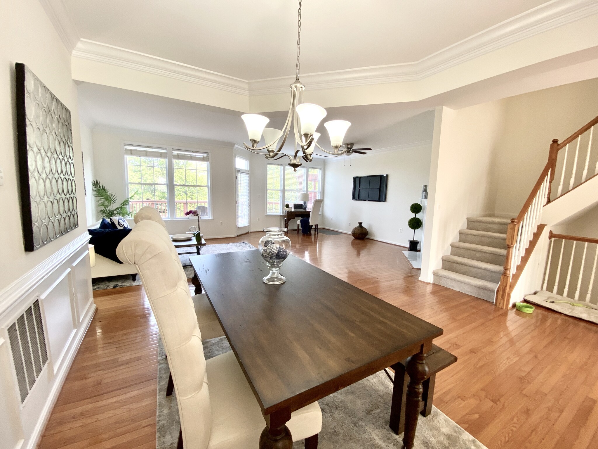 Open Floor Plan - 810 Revelstore Ter NE