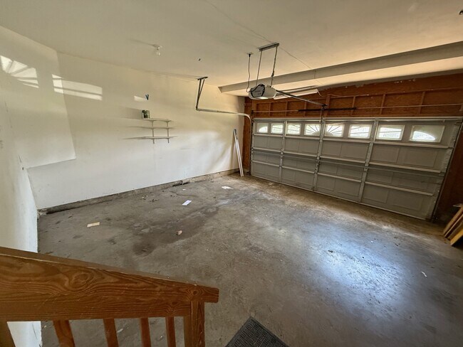 Building Photo - 45586 Curley Ct