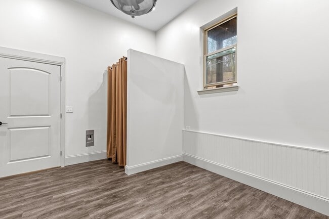 Building Photo - 3118 New York Ave