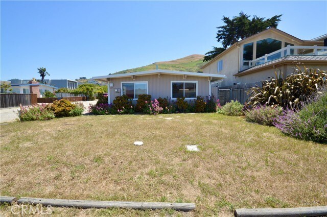 Building Photo - 3175 Studio Dr