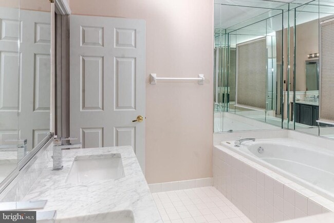 Building Photo - 21 Stokes Rd