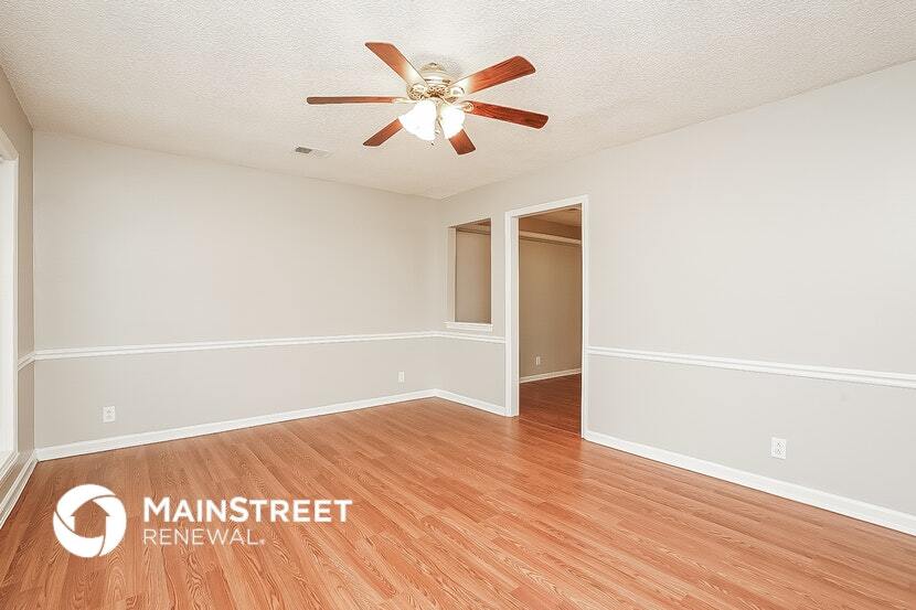 Building Photo - 4336 Central Valley Dr