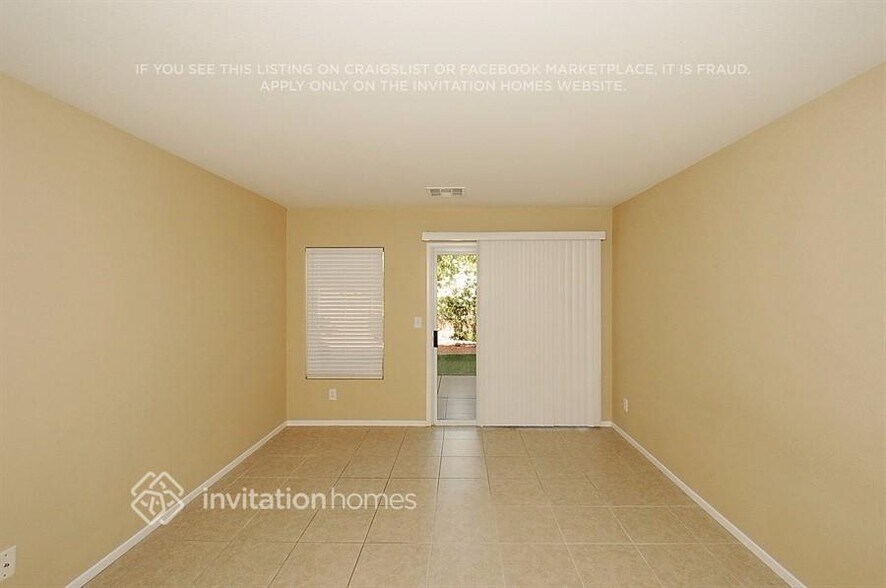 Building Photo - 7612 Constantinople Ave