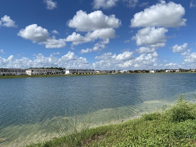 Building Photo - 10166 SW 228th Terrace