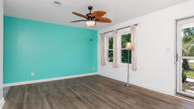 Building Photo - 4070 Long Line Ln