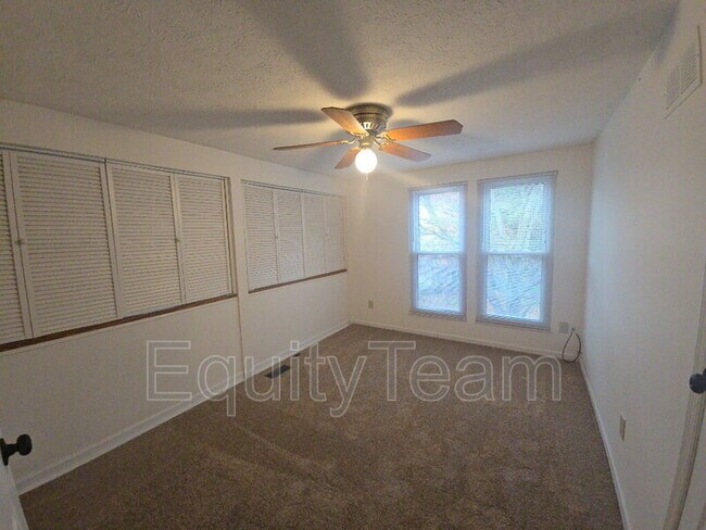 Building Photo - 9178 Fields Dr