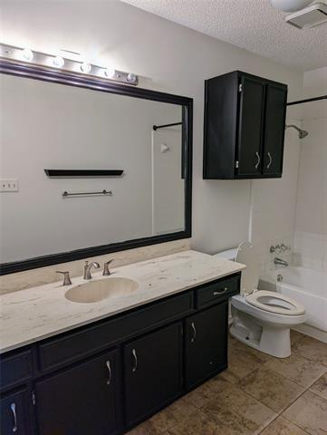 Building Photo - 104 Brookdale Dr