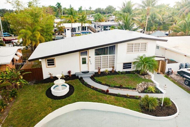 Building Photo - 2518 Key Largo Ln