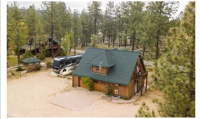 Building Photo - 59570 Devils Ladder Rd