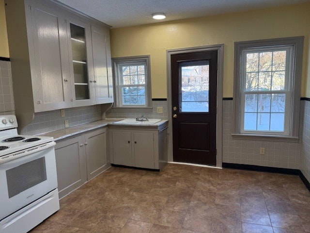 Building Photo - 428 Main St