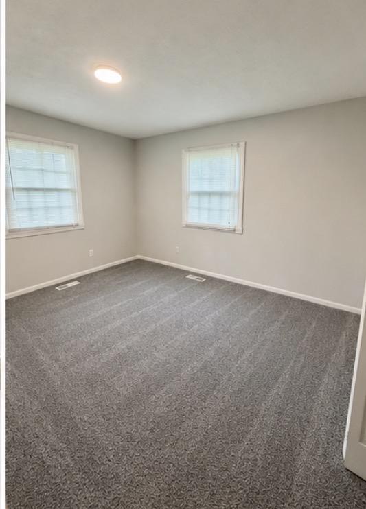 Building Photo - 10710 Milwaukee Way
