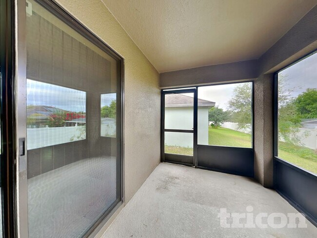 Building Photo - 591 Swallowtail Dr