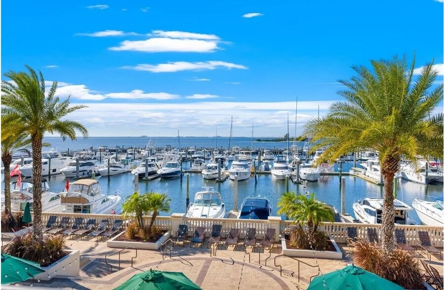 Building Photo - 6012 Yeats Manor Dr