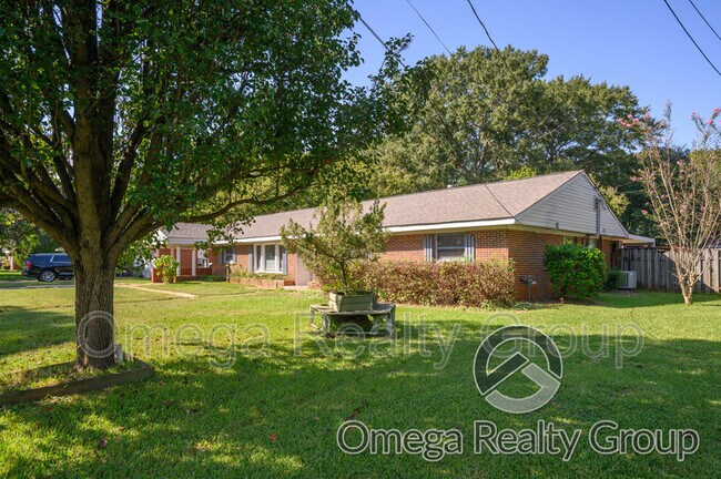 Building Photo - 2941 Ashley Ave