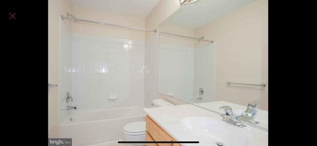 Building Photo - 5448 Summer Leaf Ln