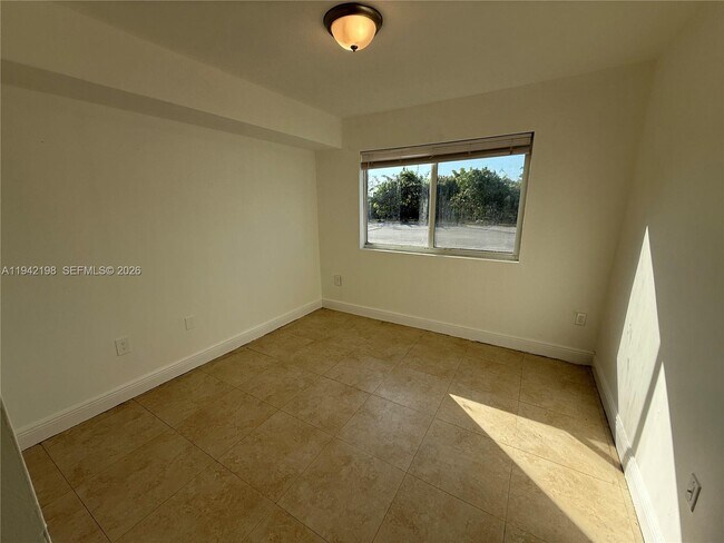 Building Photo - 15460 SW 284th St