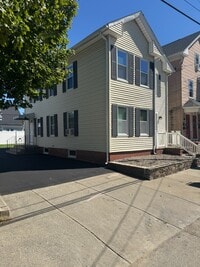 Building Photo - 37 Harris Ave