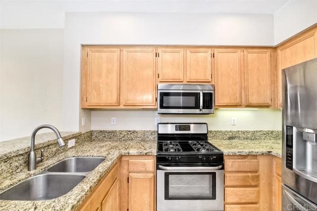 Building Photo - 1323 Statice Ct